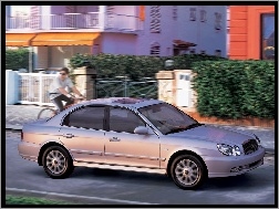 Srebrny, Hyundai XG